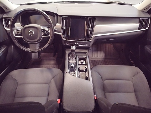 Volvo V90 10 of 20