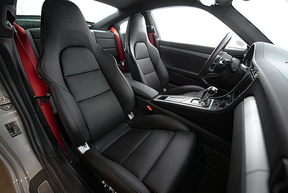 Porsche 991 18 of 30