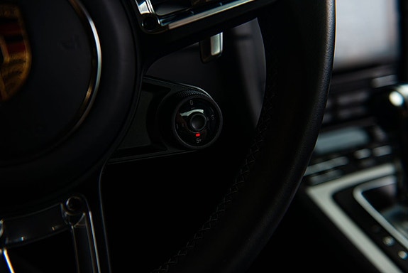 Porsche 991 26 of 30