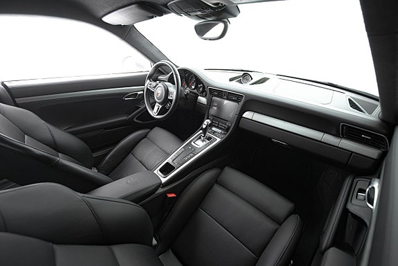 Porsche 991 15 of 30