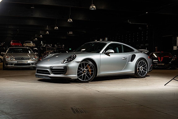 Porsche 991 2 of 30
