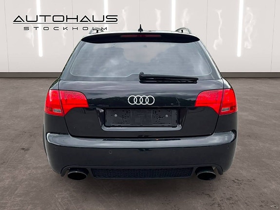 Audi RS4 5 of 22