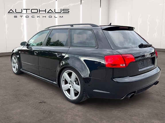 Audi RS4 4 of 22