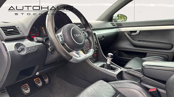 Audi RS4 11 of 22
