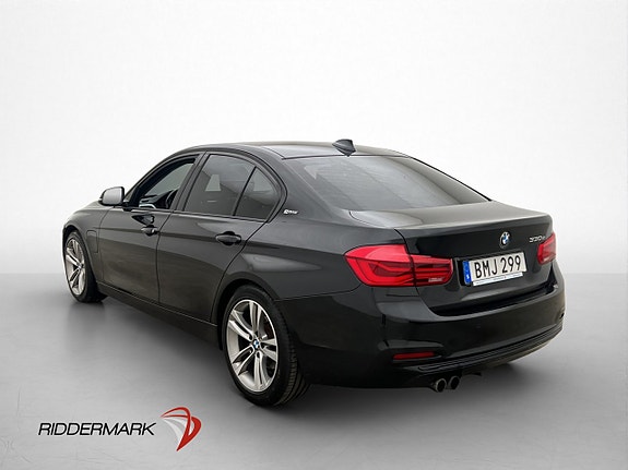 BMW 330e 4 of 30