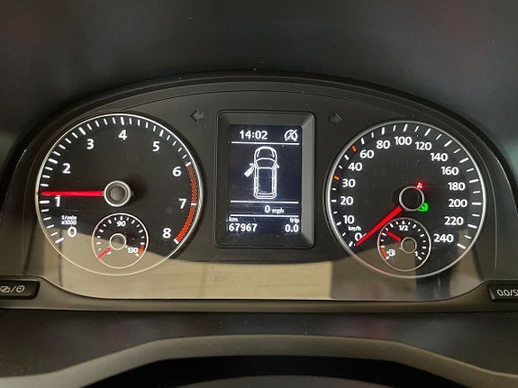 Volkswagen Caddy Maxi 16 of 17
