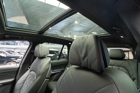 BMW X5 13 of 30