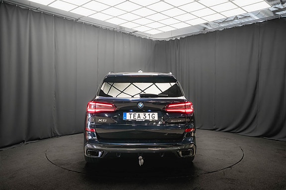 BMW X5 8 of 30