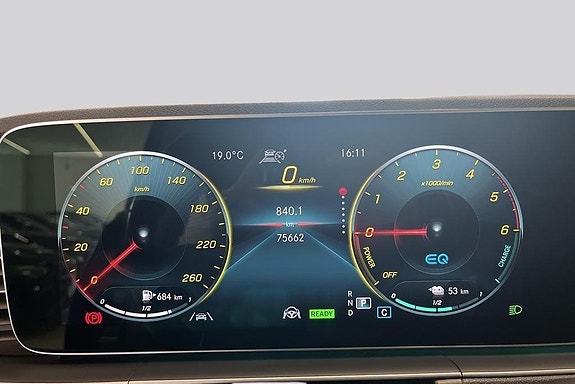 Mercedes-Benz GLE350 de 12 of 17