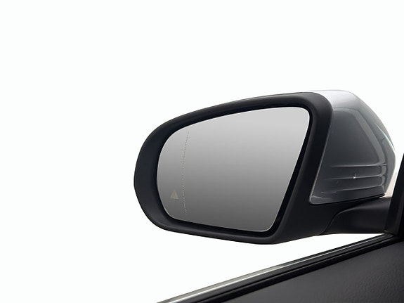 Mercedes-Benz GLC300 e 29 of 30