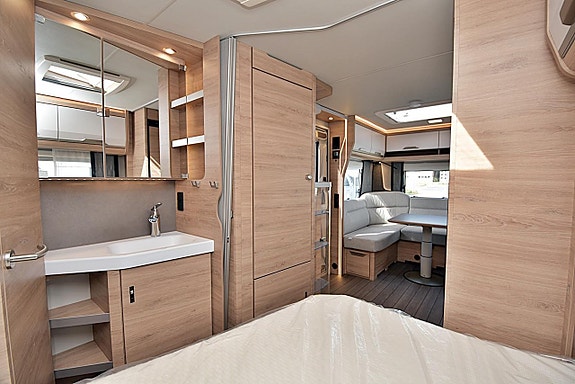 Knaus 500 FU Südwind Black Selection, Dubbelbädd 15 of 26
