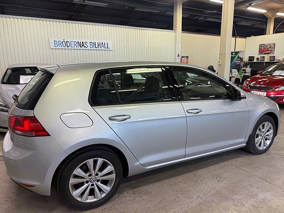 Volkswagen Golf I 2 of 9