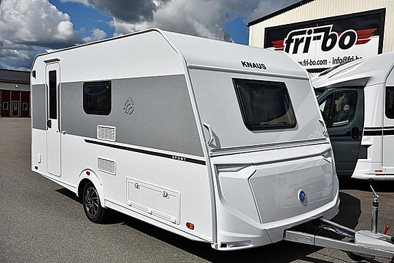 Knaus 420 QD Sport, Dubbelbädd 20 of 26
