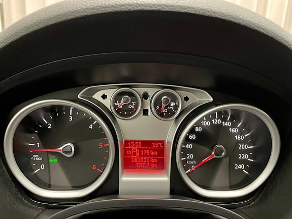Ford Kuga 9 of 14