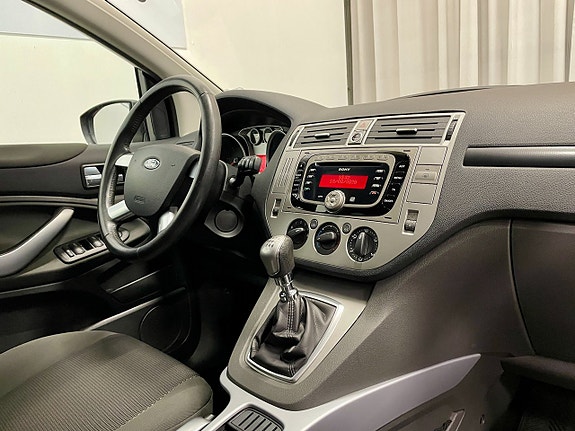 Ford Kuga 12 of 14