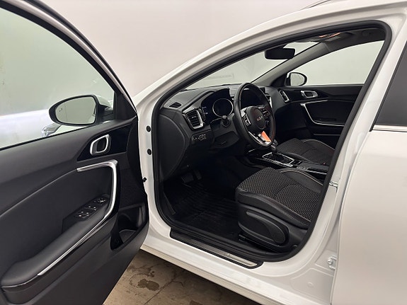 Kia Ceed 12 of 23