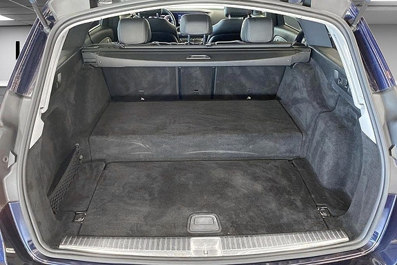 Mercedes-Benz E300 de 15 of 20