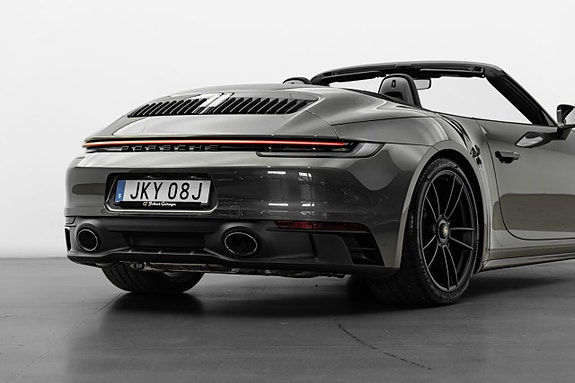 Porsche 911 28 of 30