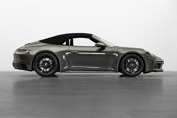 Porsche 911 9 of 30