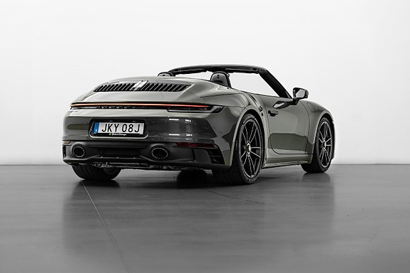 Porsche 911 4 of 30