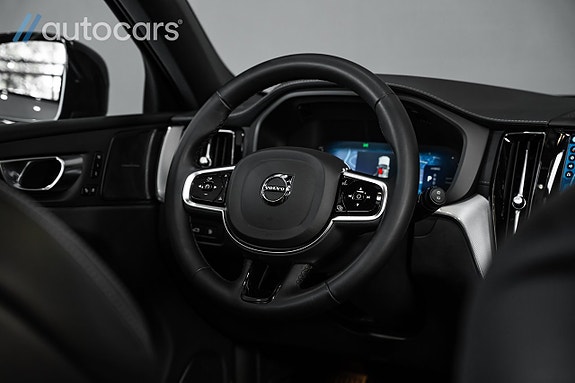 Volvo XC60 20 of 30