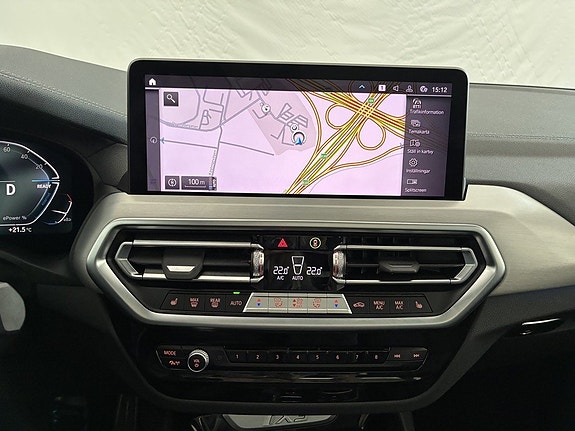 BMW iX3 11 of 16