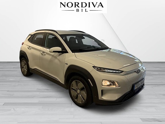 Hyundai Kona 2 of 22
