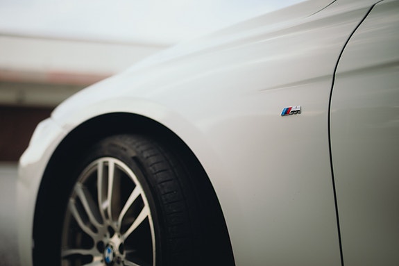 BMW 320d 6 of 12