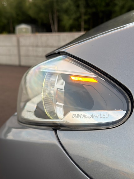 BMW 520d 4 of 12