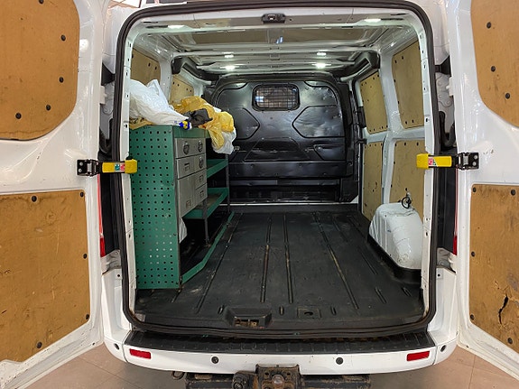 Ford Transit Custom 10 of 30
