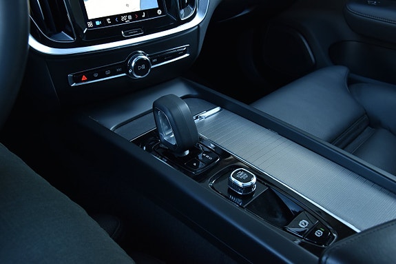 Volvo V60 18 of 28