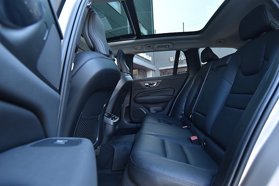 Volvo V60 14 of 28