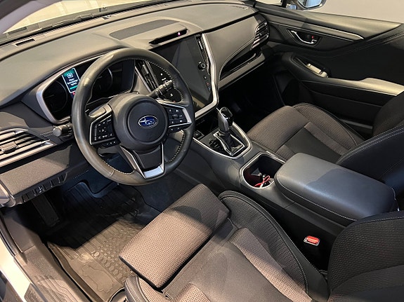 Subaru Outback 8 of 14