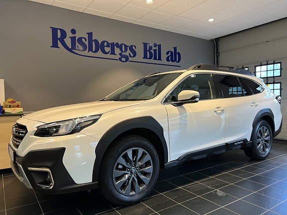 Subaru Outback 2 of 14