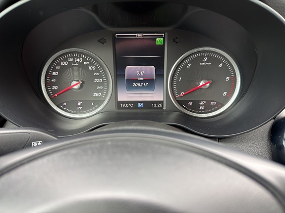 Mercedes-Benz C220 d 15 of 15