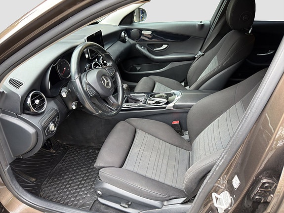 Mercedes-Benz C220 d 9 of 15