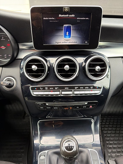 Mercedes-Benz C220 d 13 of 15