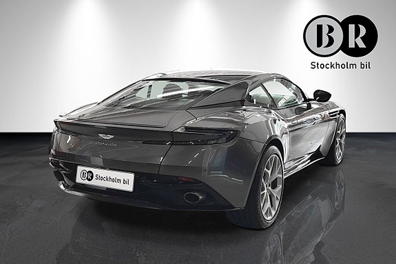 Aston Martin DB11 3 of 18