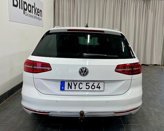 Volkswagen Passat 21 of 21