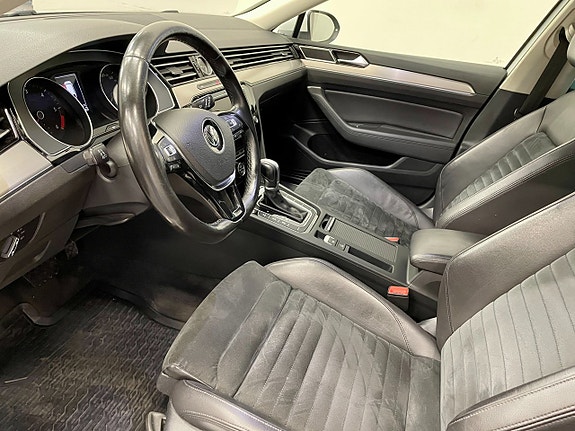 Volkswagen Passat 6 of 21