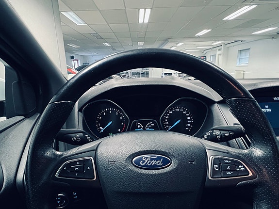 Ford Focus 16 of 24