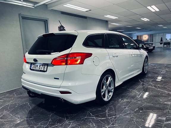 Ford Focus 4 of 24