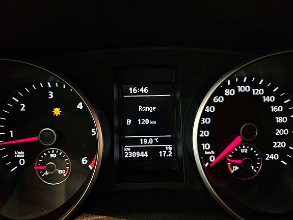 Volkswagen Golf I 11 of 16