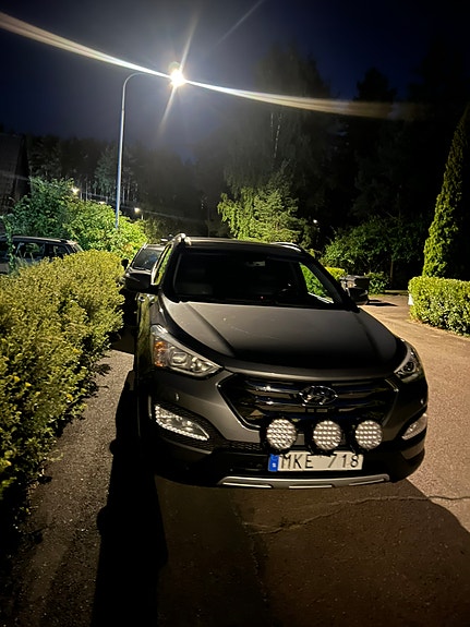 Hyundai Santa Fe 4 of 6