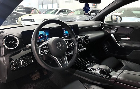 Mercedes-Benz CLA200 d 8 of 11