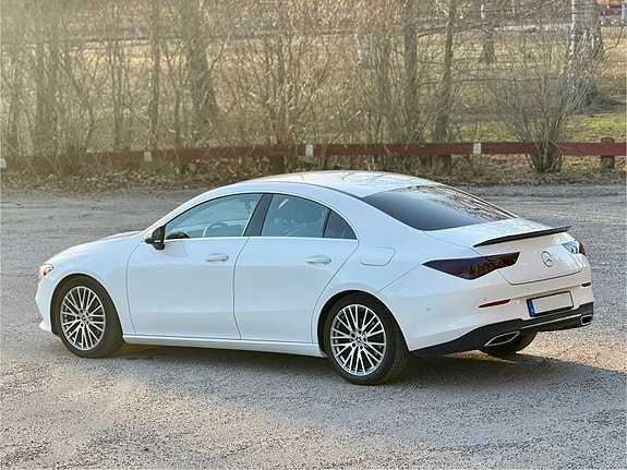 Mercedes-Benz CLA200 d 3 of 11