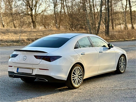 Mercedes-Benz CLA200 d 5 of 11
