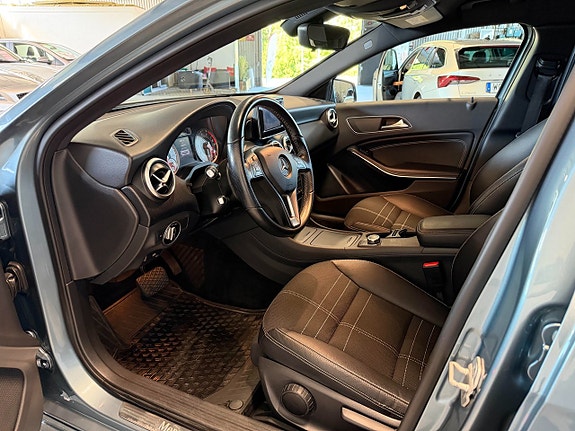 Mercedes-Benz A180 11 of 15