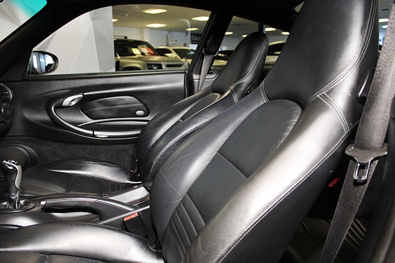 Porsche 911 Carrera 14 of 25