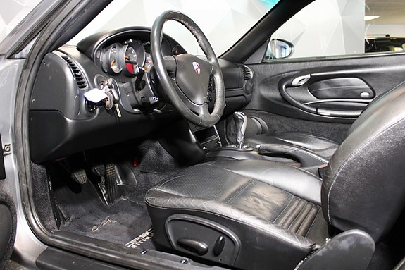 Porsche 911 Carrera 11 of 25